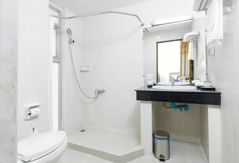 Quarto deluxe, The Hub