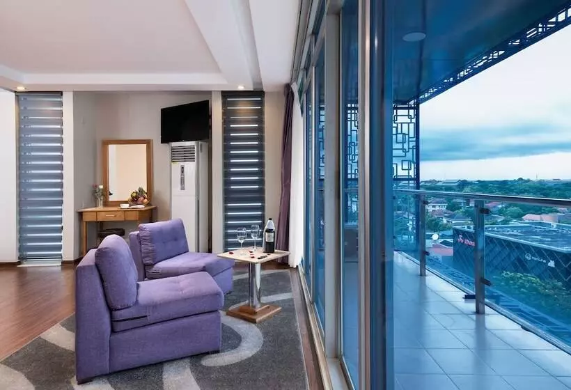 Suite Junior, The Hub