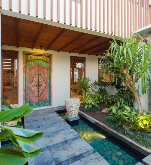 جناح مزود بحمام سباحة, The Royal Purnama   Adults Only