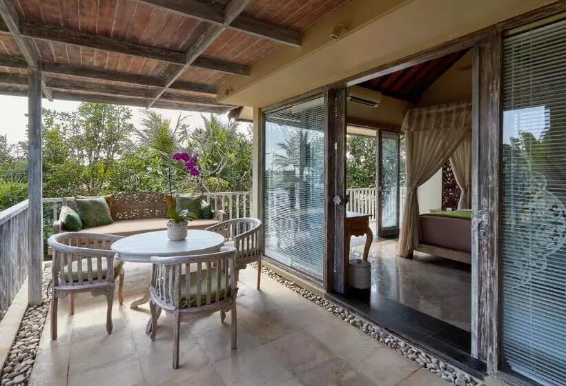 ویلای 4 خوابه, The Royal Purnama   Adults Only