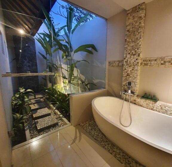 فيلا غرفتين نوم, The Royal Purnama   Adults Only