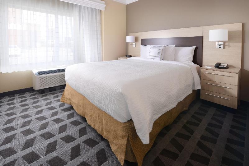 스탠다드 스튜디오 킹침대, Towneplace Suites By Marriott Houston Galleria Area