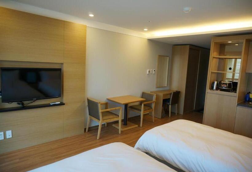 Quarto Deluxe, Jeju Marevo Resort