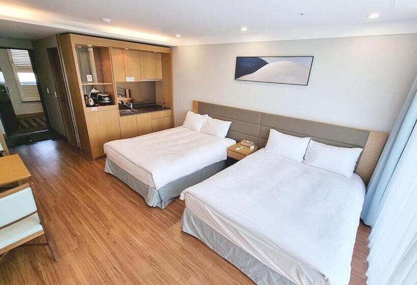 Quarto Deluxe, Jeju Marevo Resort