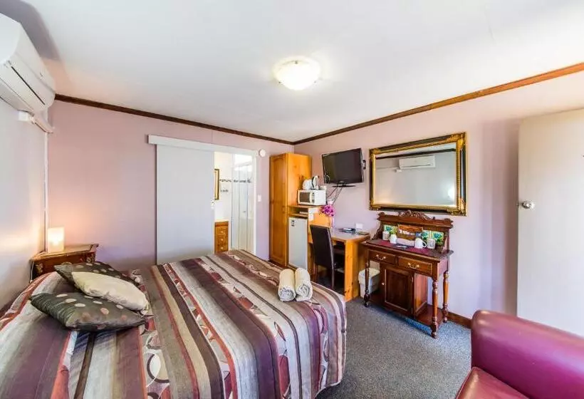 キングサイズベッドのスイートルーム, Kingaroy Country Motel