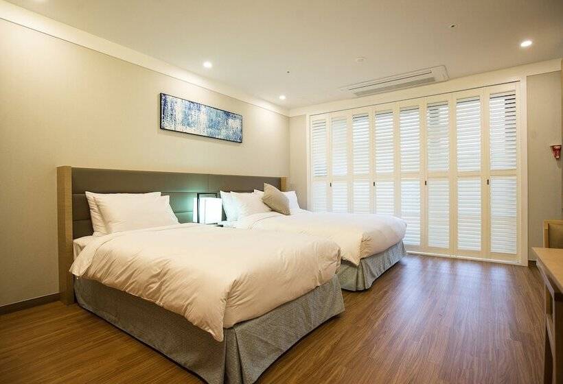 Quarto Deluxe, Jeju Marevo Resort