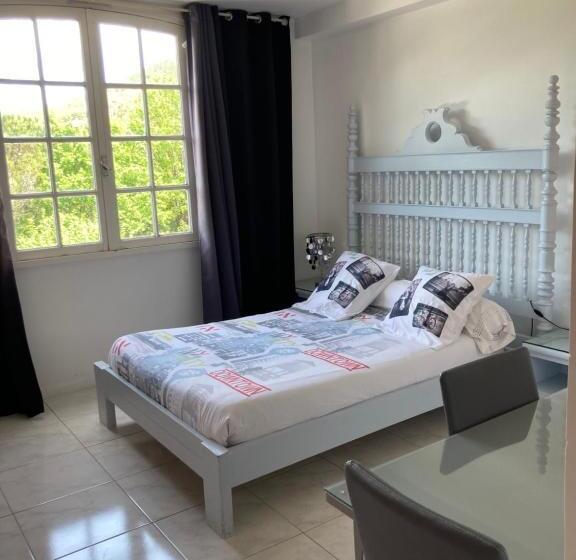 Номер Стандарт, Le Mas De La Verrerie