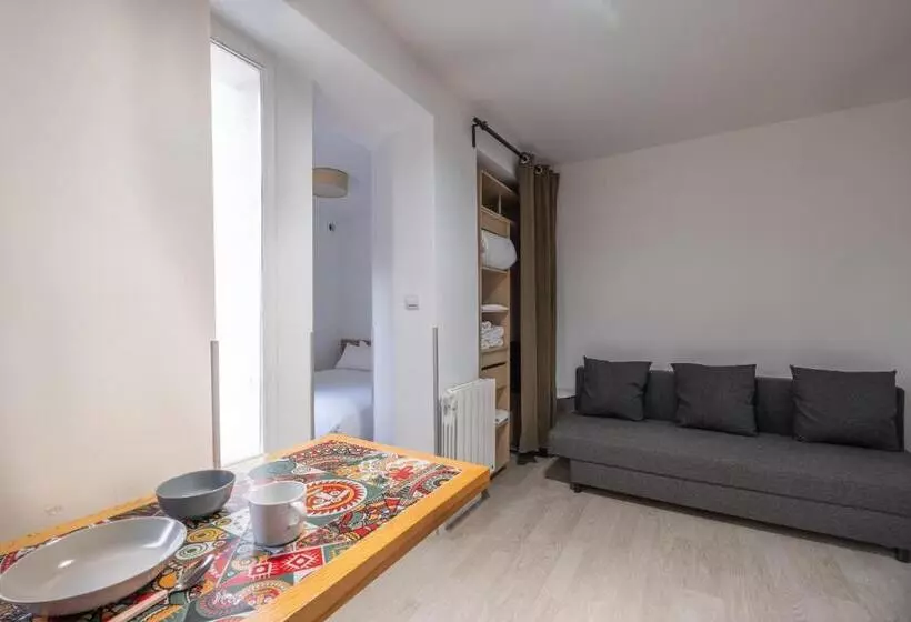 آپارتمان 1 خوابه, Residence Clignancourt
