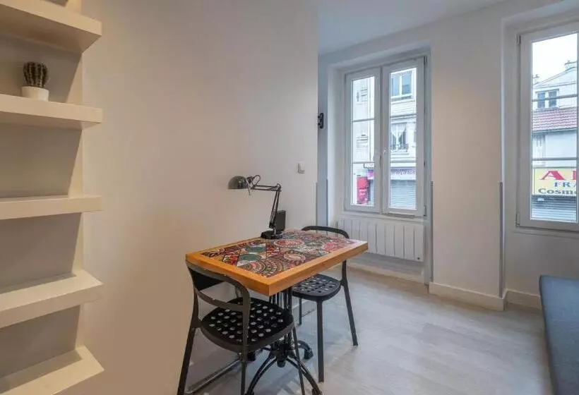 آپارتمان سوپریور 1 خوابه, Residence Clignancourt