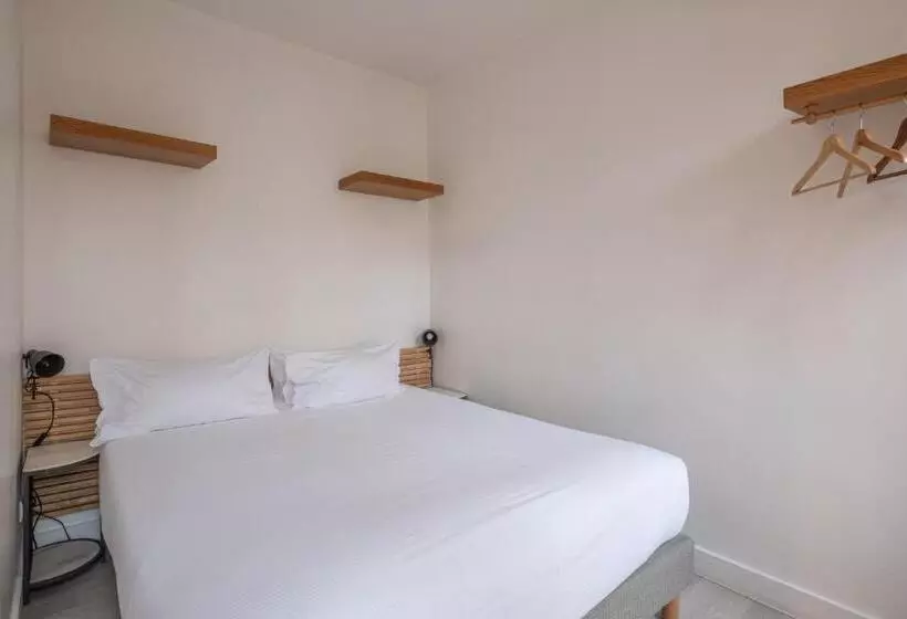آپارتمان سوپریور 1 خوابه, Residence Clignancourt