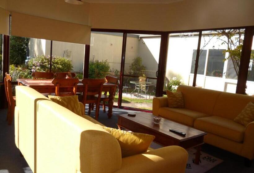 سوییت لوکس, Tranquilles Bed & Breakfast