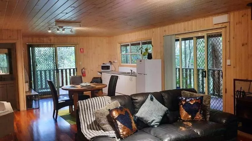 ガーデンビューのスタンダードバンガロー, Treetops Montville