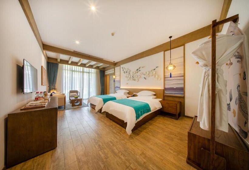 חדר בסיסי, Blossom Hill Yuejingzhuang