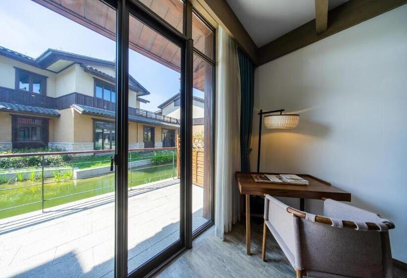 חדר סטנדרט עם מיטת קינג, Blossom Hill Yuejingzhuang