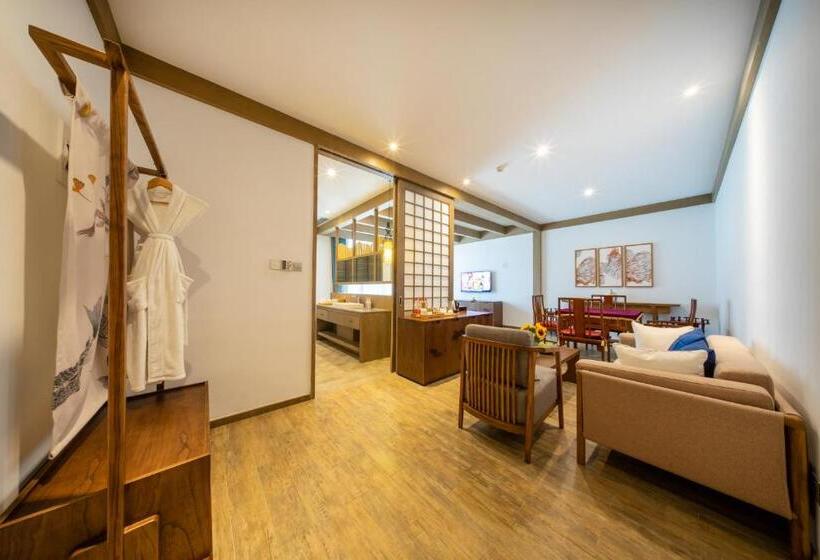 חדר סטנדרט עם מיטת קינג, Blossom Hill Yuejingzhuang