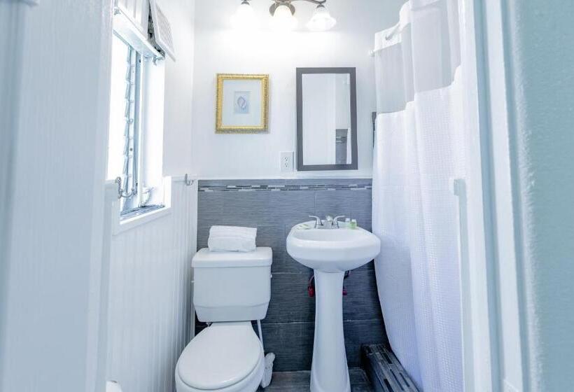 חדר סטודיו סטנדרד, Cabanas Of Treasure Island