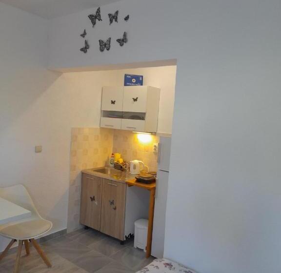 إستوديو قياسى مزودة بتراس, Apartments Dalamar