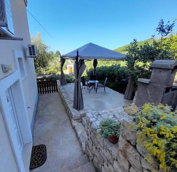 إستوديو قياسى مزودة بتراس, Apartments Dalamar