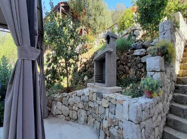 テラス付きスタンダードワンルーム, Apartments Dalamar