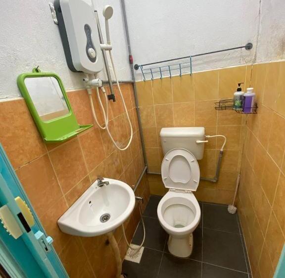 اتاق استاندارد سه نفره, Innap Kota Bharu