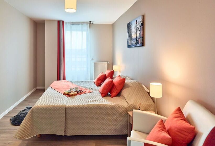 Апартаменты 1 Спальня, Zenao Appart Hôtels Montreuil