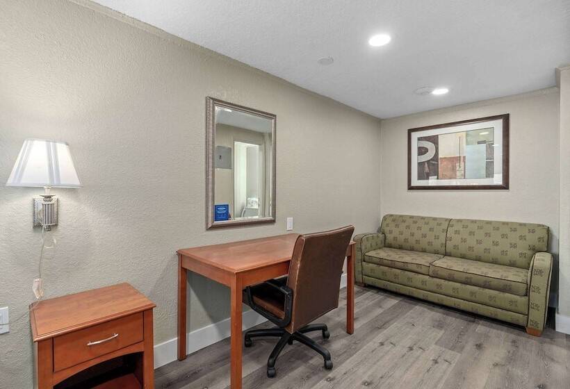 2 베드룸 패밀리 스위트, Travelodge By Wyndham Kissimmee/orlando