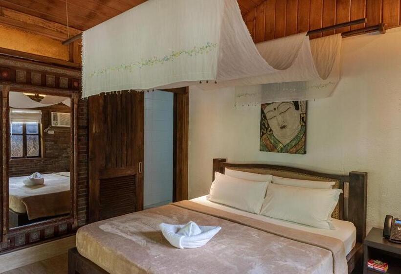 キャビン, Chema S By The Sea