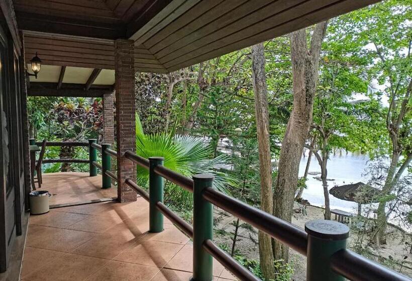 オーシャンビュースイート, Chema S By The Sea