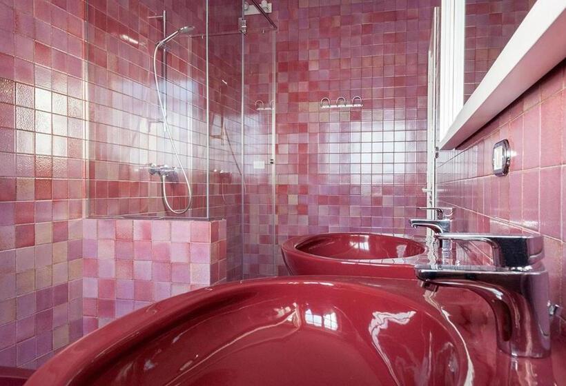Семейный Номер, Casa Da Ida