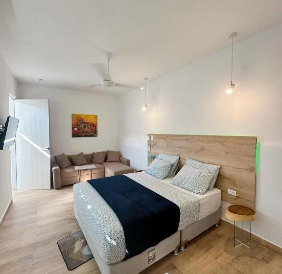 סטודיו דלוקס, Comunidad Calle 13 Hotel Boutique