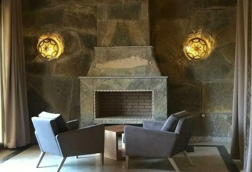 Suite with Pool, Dar Hnini