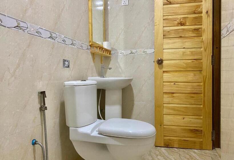 اتاق لوکس سه تخته, Mariana Inn