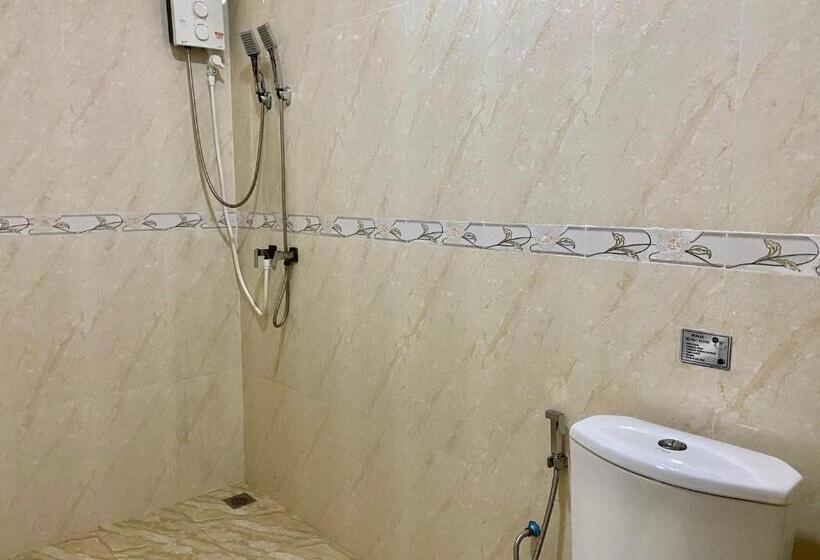 اتاق لوکس سه تخته, Mariana Inn