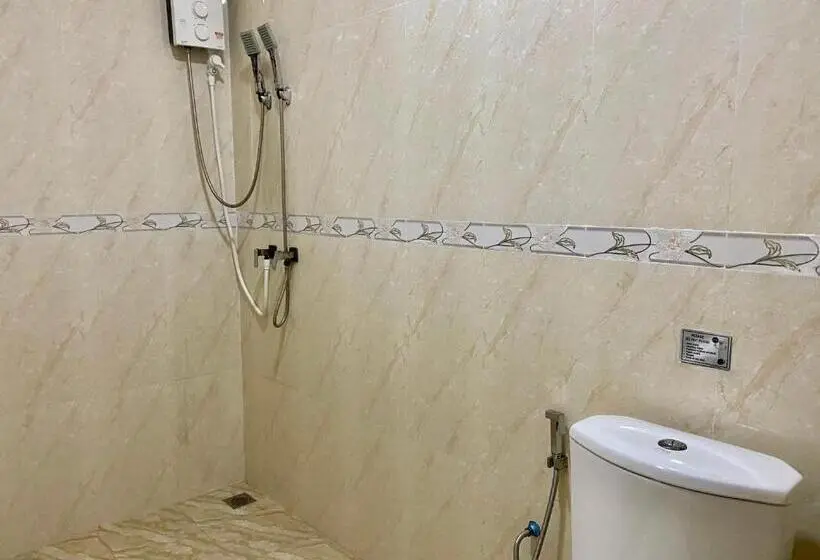 اتاق لوکس سه تخته, Mariana Inn