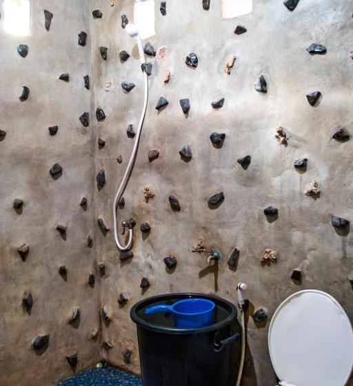 חדר לארבעה סטנדרטי עם מרפסת, Bb Dorm Koh Kood