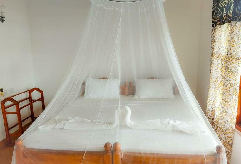 豪华湖景房, Lake View Cottage