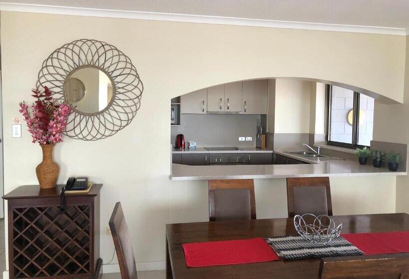 דירת פנטהאוז 1 חדרי שינה, Coral Towers Holiday Suites