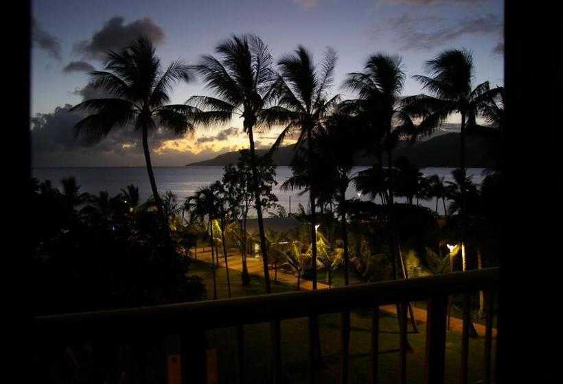 דירת פנטהאוז 1 חדרי שינה, Coral Towers Holiday Suites