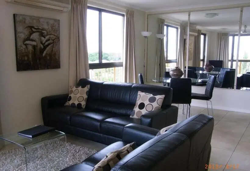 דירת 2 חדרים נוף לים, Coral Towers Holiday Suites