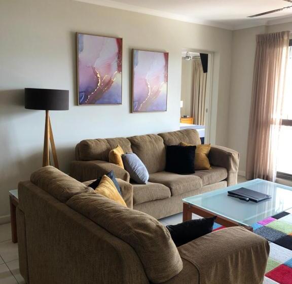 2침실 디럭스 아파트 바다 전망, Coral Towers Holiday Suites
