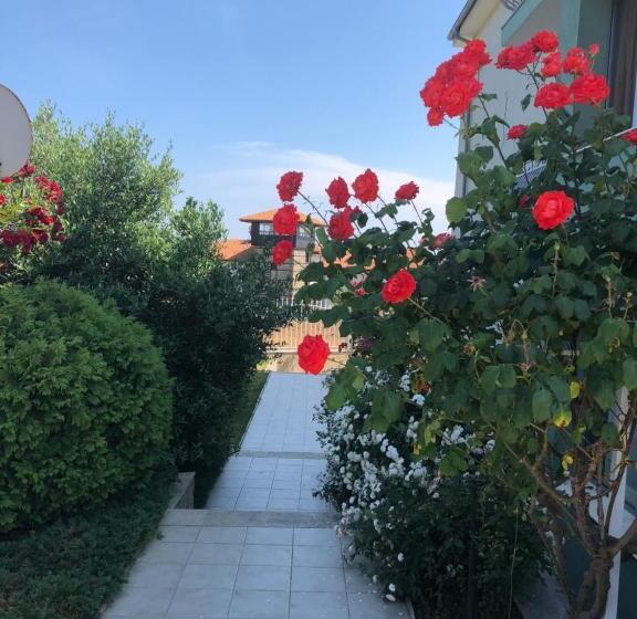 1 Bedroom Apartment with Terrace Sea View, Gardenia Vacation Settlement