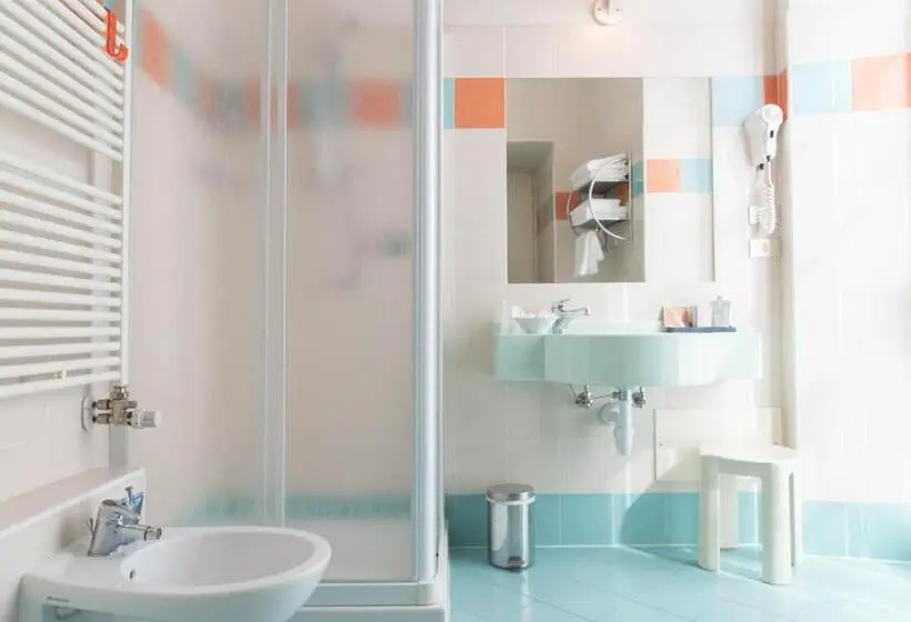 Standard Yhden Hengen Huone, Antica Stallera