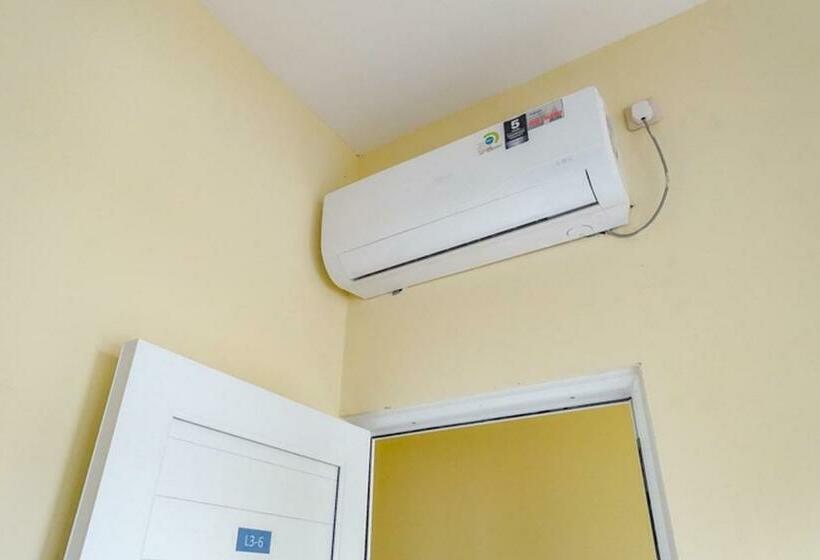 Номер Стандарт Индивидуальный, Koolkost Syariah Near Sunter Mall   Minimum Stay 6 Nights