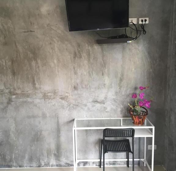 اتاق استاندارد با بالکن, Maenam Villa