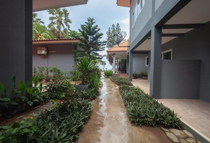 اتاق استاندارد یک نفره, Maenam Villa