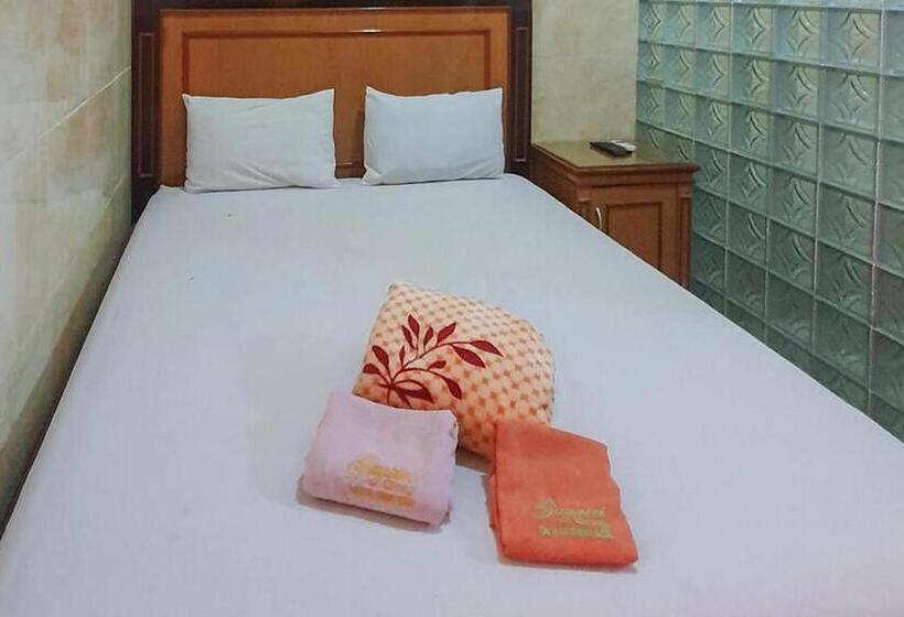 Standard Szoba Megosztott Fürdővel, Homestay Gayatri Sawojajar Near Univ Negeri Malang Kampus 2 Mitra Reddoorz