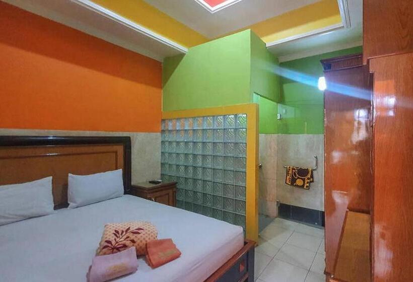 اتاق استاندارد, Homestay Gayatri Sawojajar Near Univ Negeri Malang Kampus 2 Mitra Reddoorz