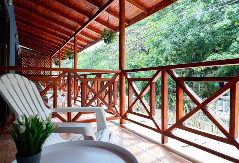 スタンダードルーム, Point Break Santa Teresa