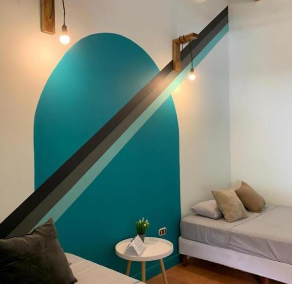 バルコニー付スタンダード４ベッドルーム, Point Break Santa Teresa