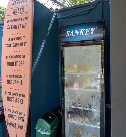 スタンダードルーム, Point Break Santa Teresa